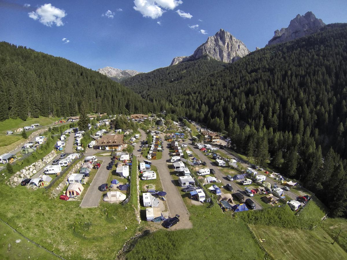 Vidor Resort Pozza di Fassa Esterno foto